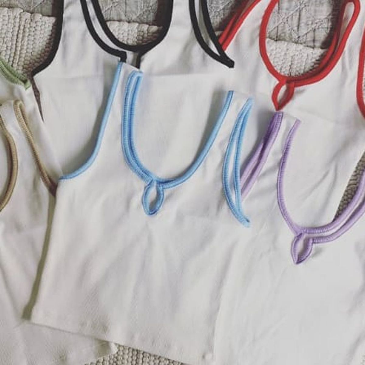 GENERICO - Crop Basic Quero Rosalind Leyen