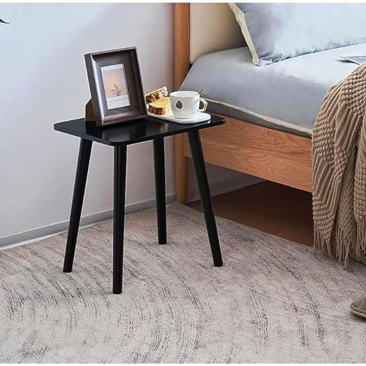 GENERICO - Mesa auxiliar modelo nordico color negro