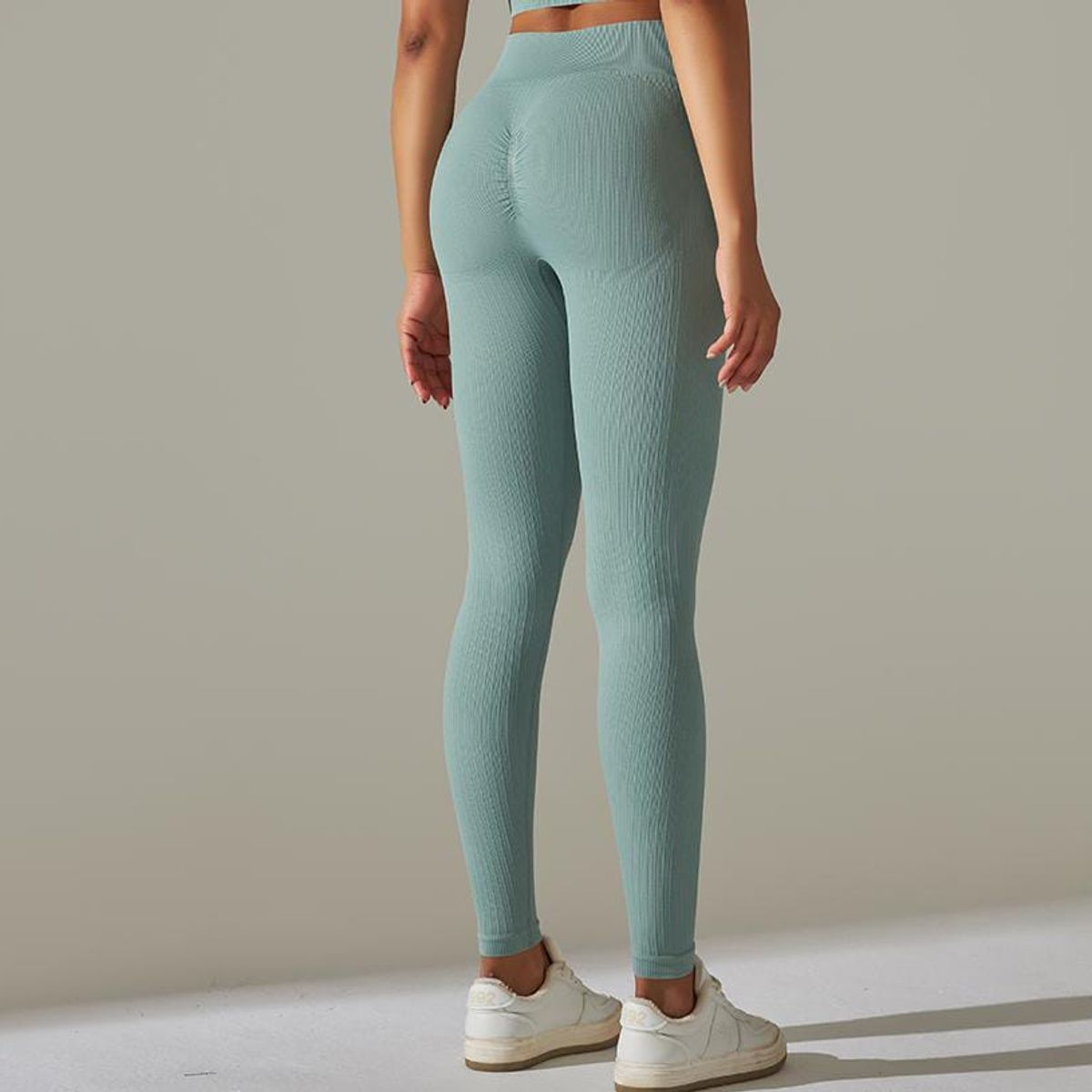 GENERICO - Conjunto deportivo mujer_.