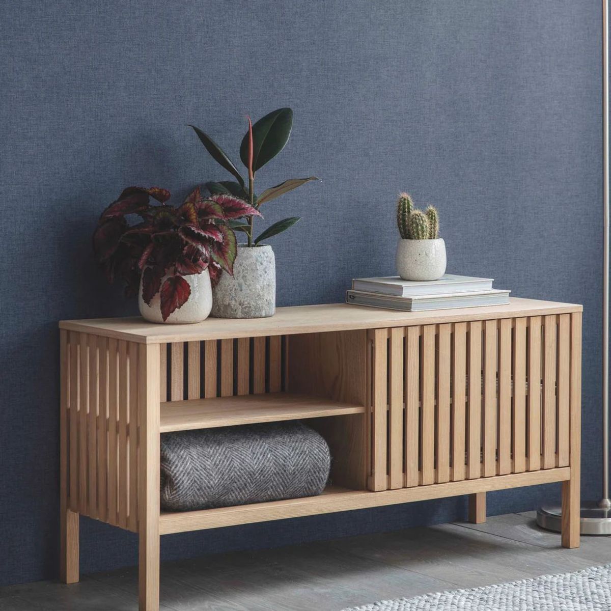 TU MESITA - Aparador Básico Morat color Duna TU MESITA puerta corrediza