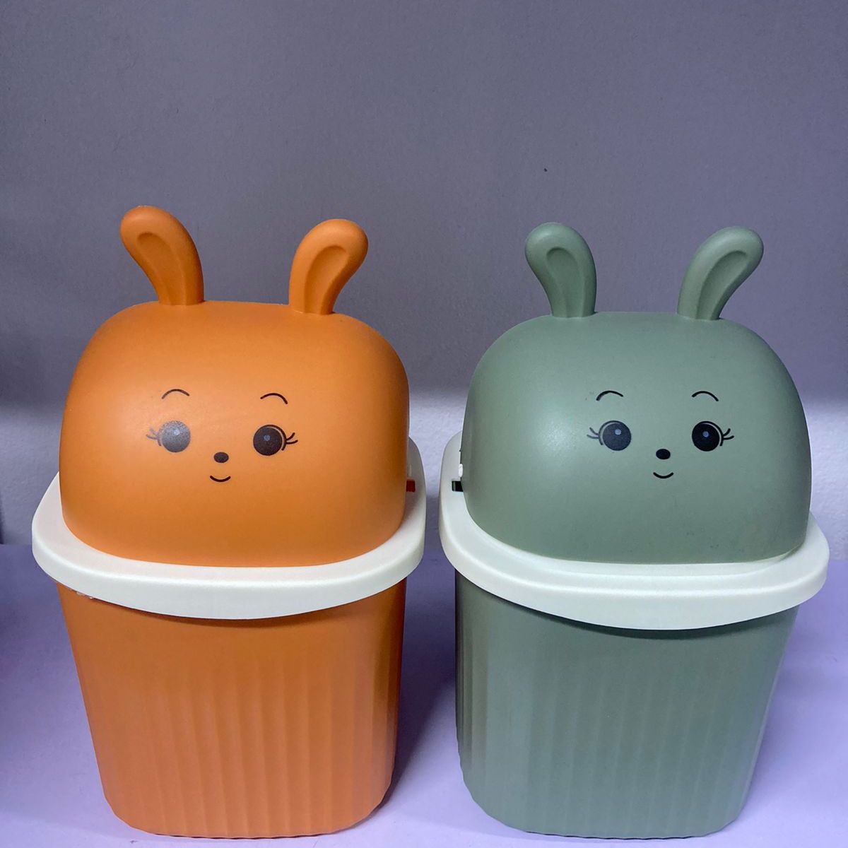 GENERICO - SET MINI TACHO BASURERO PAPELERO KAWAI CONEJITO PARA OFICINA