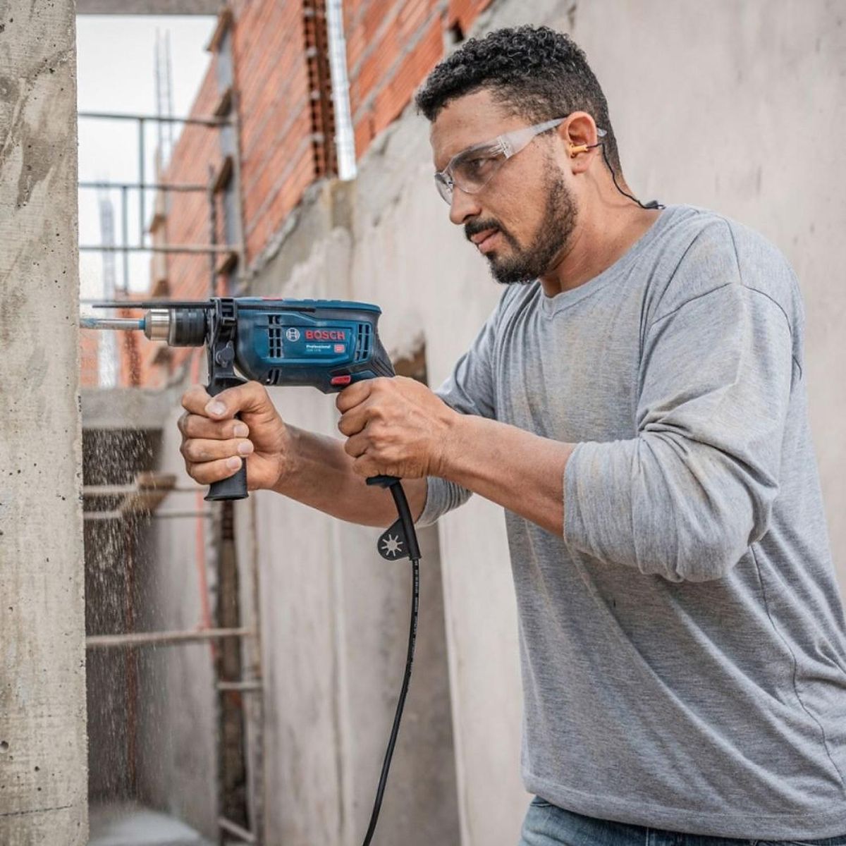 BOSCH - Taladro Percutor Atornillador Bosch GSB 13 RE 750W