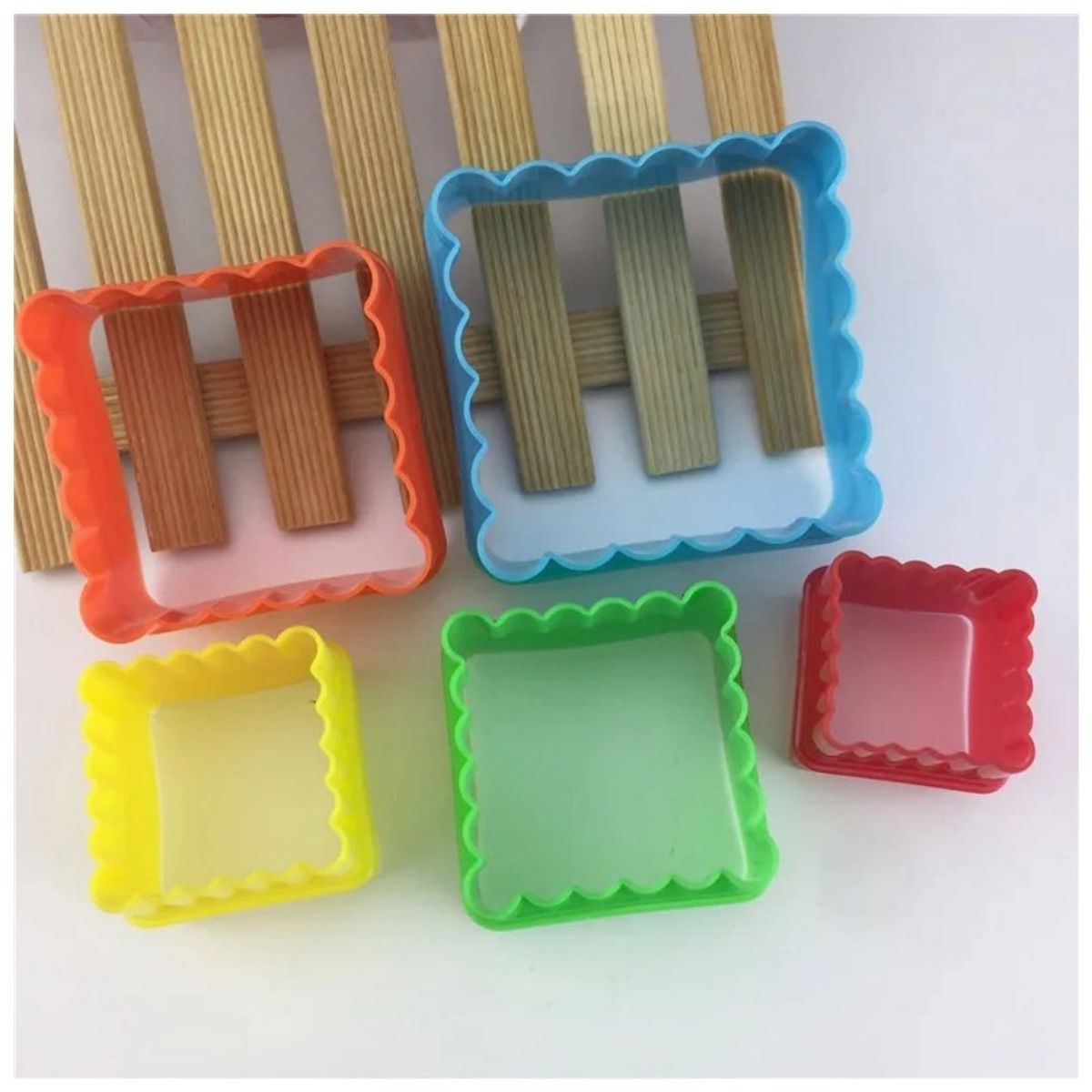 GENERICO - Molde Cortador de Galletas Cuadrado 5 piezas