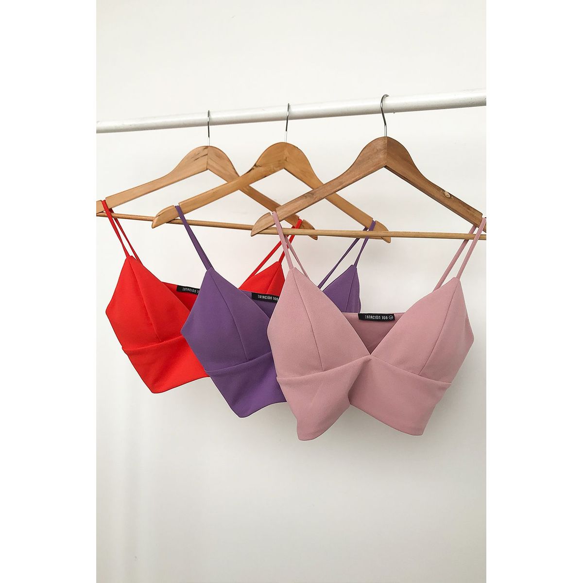 GENERICO - Crop Top Tirantes Bianca Palo Rosa Estacion 108