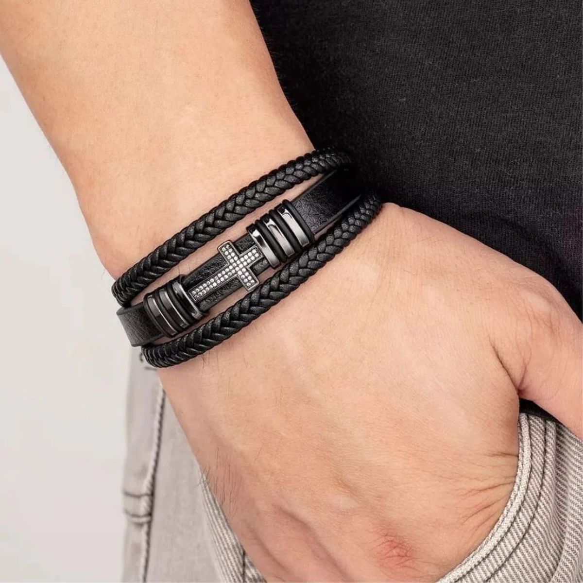 ARMUZ - Pulsera de cuero - CRUZ