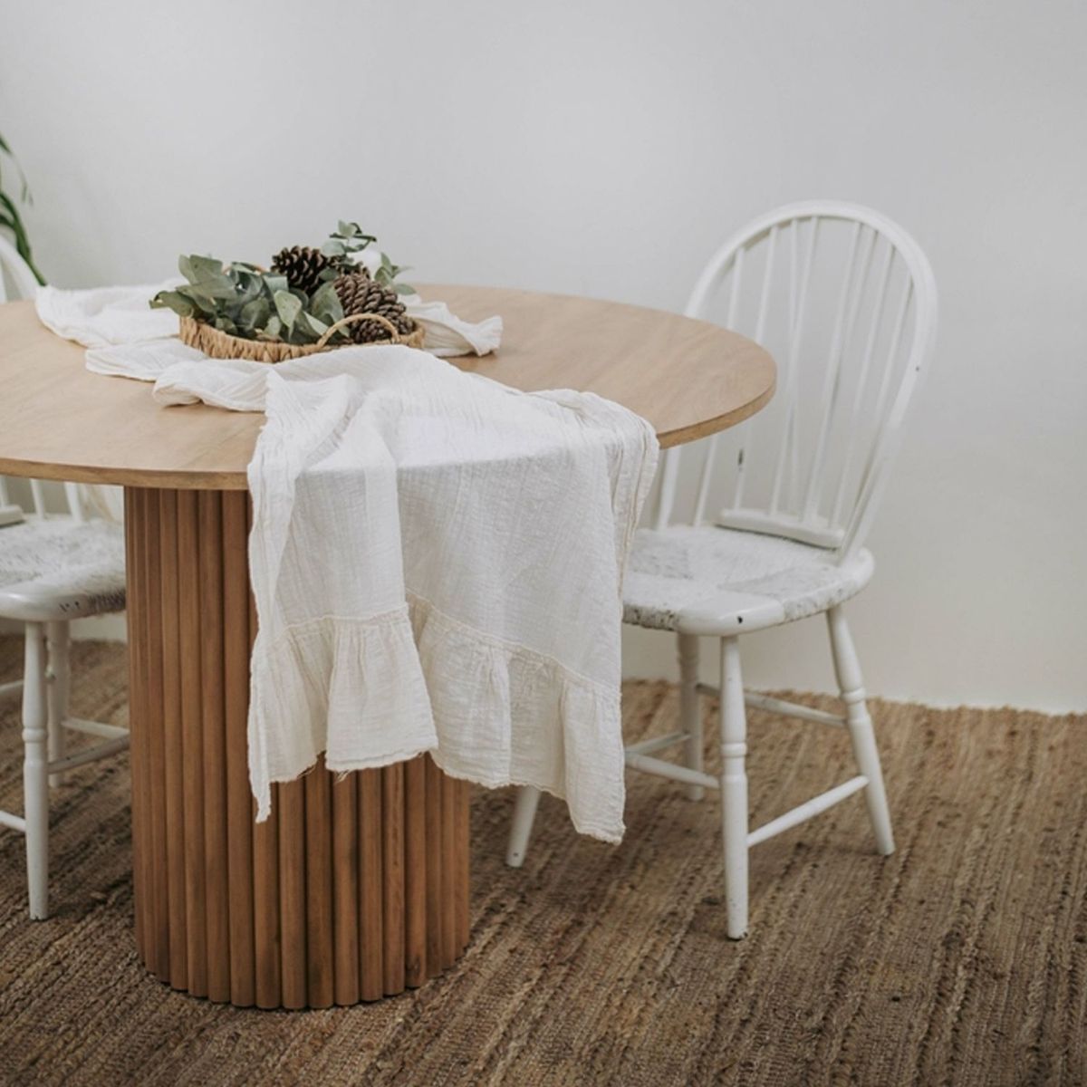 VENTITAS HOME - Mesa de Comedor de Madera Roxanne Ventitas Home