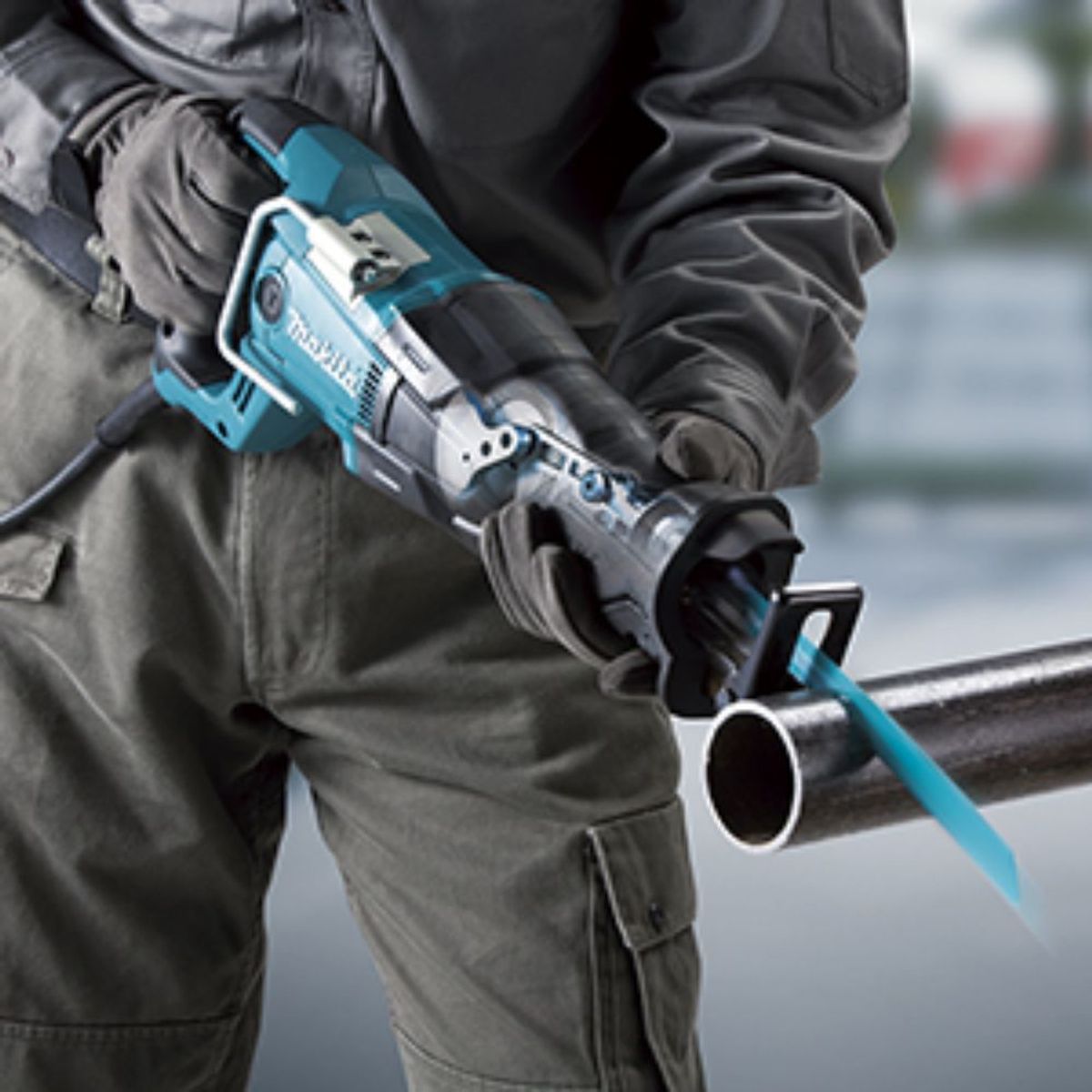 MAKITA - Sierra Sable Jr3061T 1250W 32Mm 0 - 3000 Spm Makita