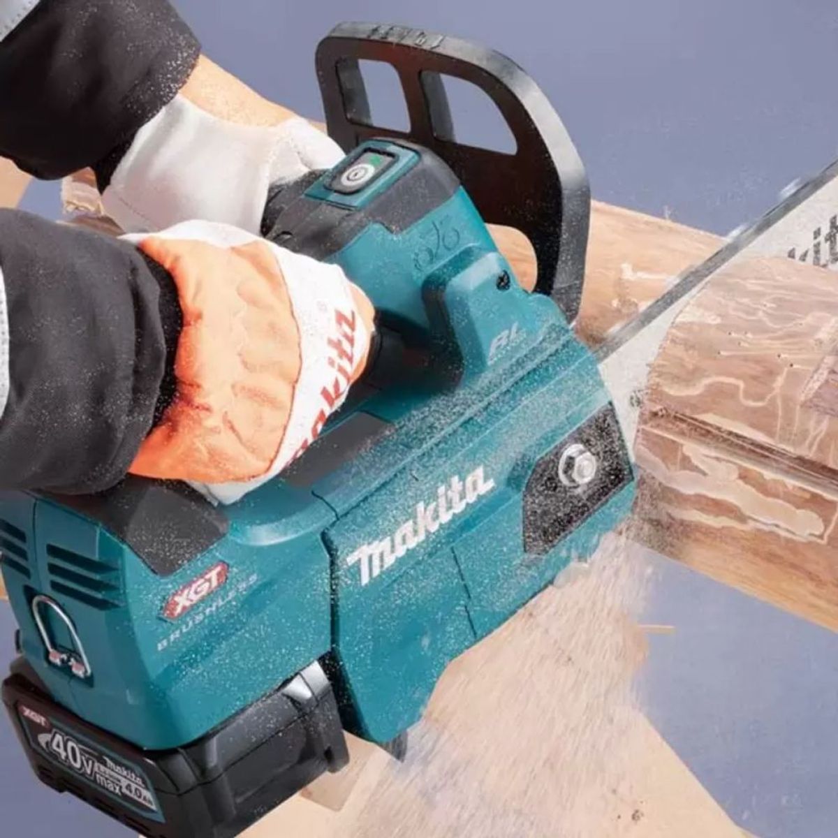 MAKITA - Motosierra Makita XGT UC004GZ01 40V  14” BL (Baretool)