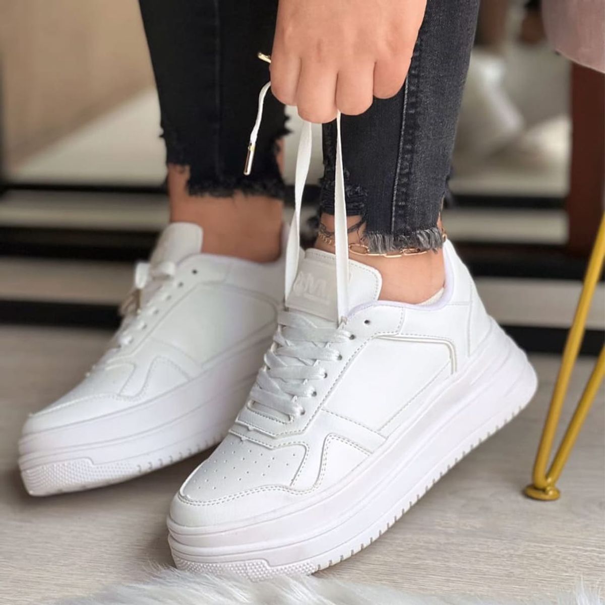 GENERICO - Zapatilla Mujer casual MADELYN CONNOR.-