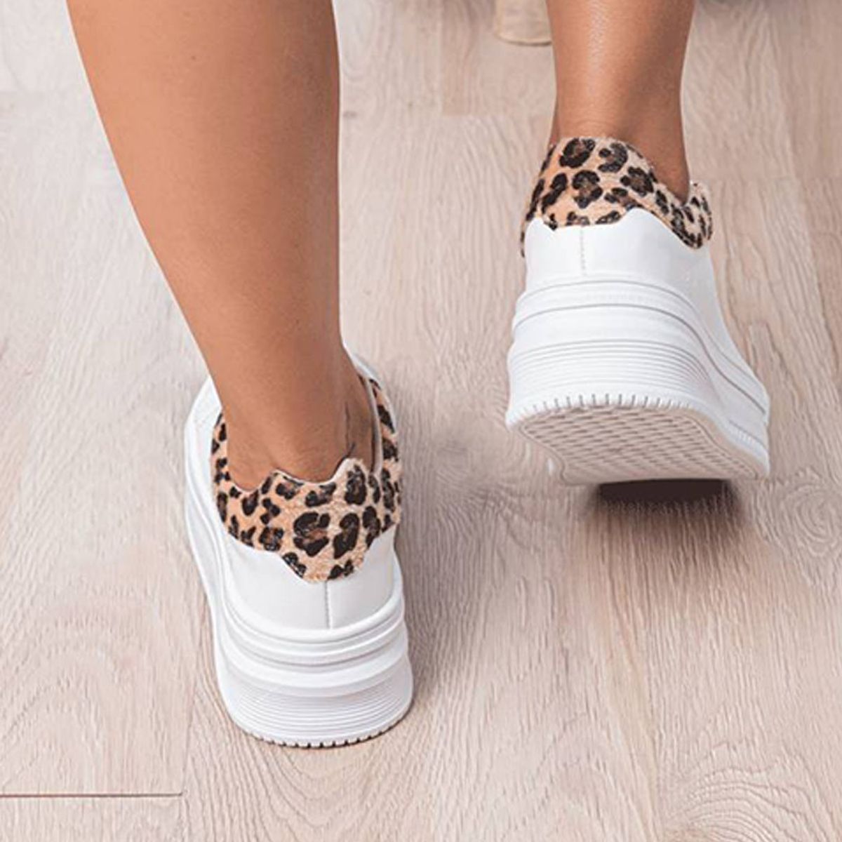 GENERICO - Zapatilla Mujer Casual Madelyn Print.-