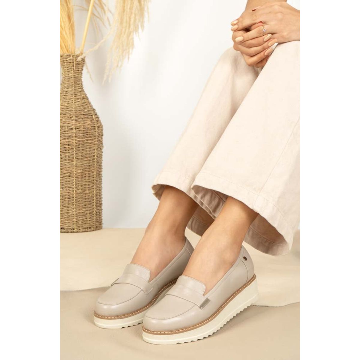 VIALE - Zapato Mocasín Casual TATI-2427 Arena Viale Cuero