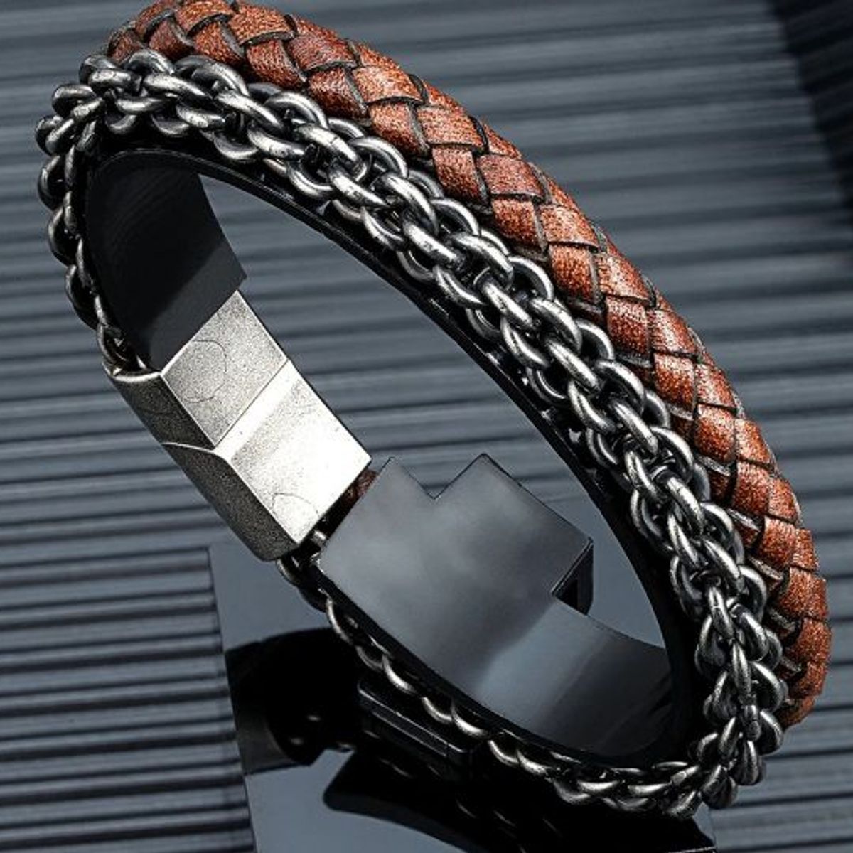 GENERICO - Pulsera Brazalete de Cuero Marrón con Cadena con Broche imantado