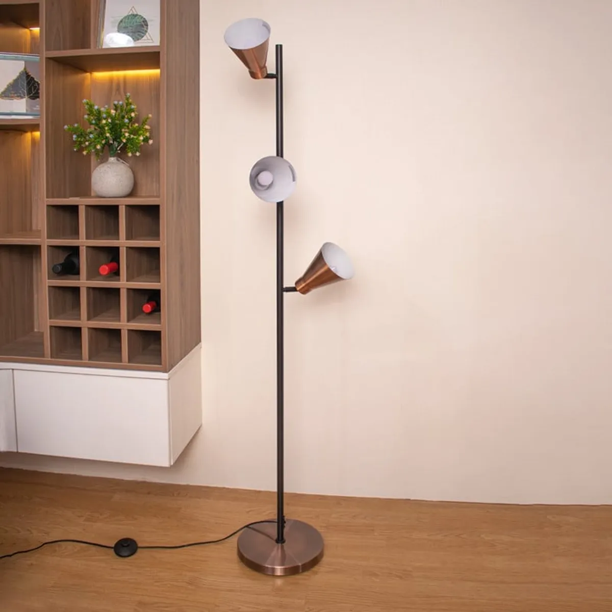 PANADECOR - Lámpara De Piso Panadecor De 3 Focos Ajustables De 154Cm Metal