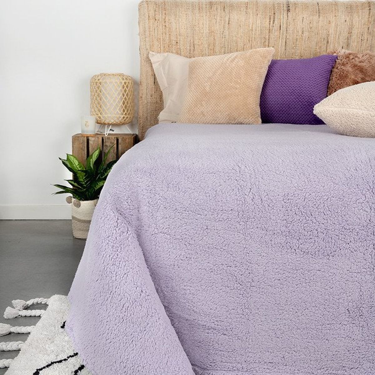 GENERICO - COLCHA 2 PLAZAS DE PELUCHE PELO CORTO LILA