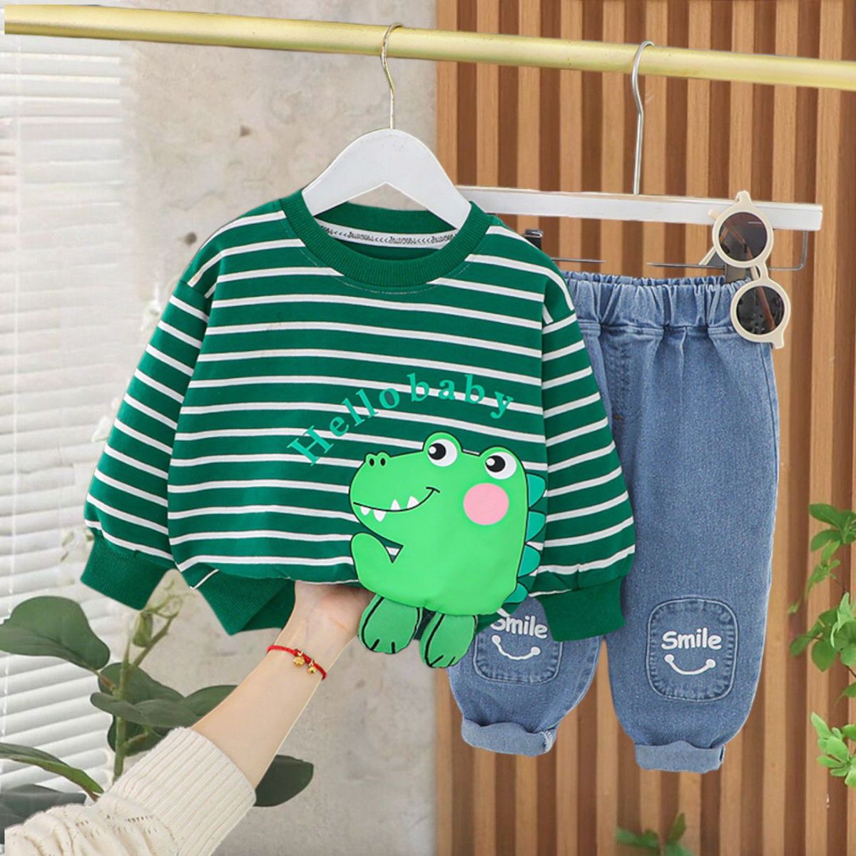 GENERICO - ROPA DE NIÑO MODELO DINOSAURIO PANTALON + POLO MANGA LARGA