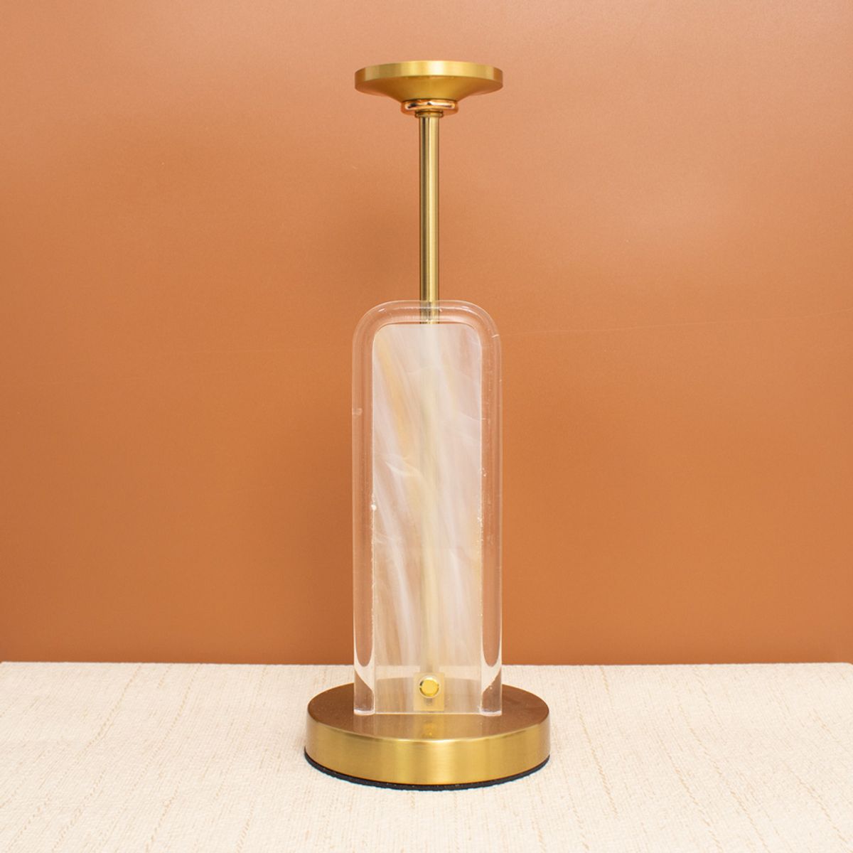 Candelero Decorativo Panadecor De Acrílico Dorado 32Cm, marca PANADECOR - Foto 2