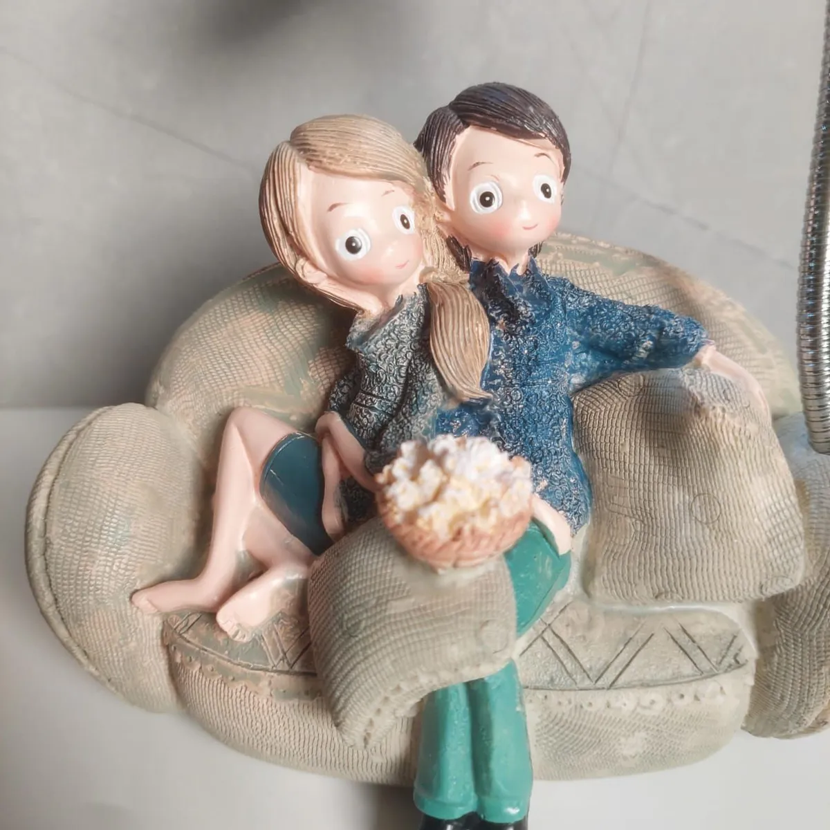 GENERICO - Adornos Pareja de Enamorados Cariñosos