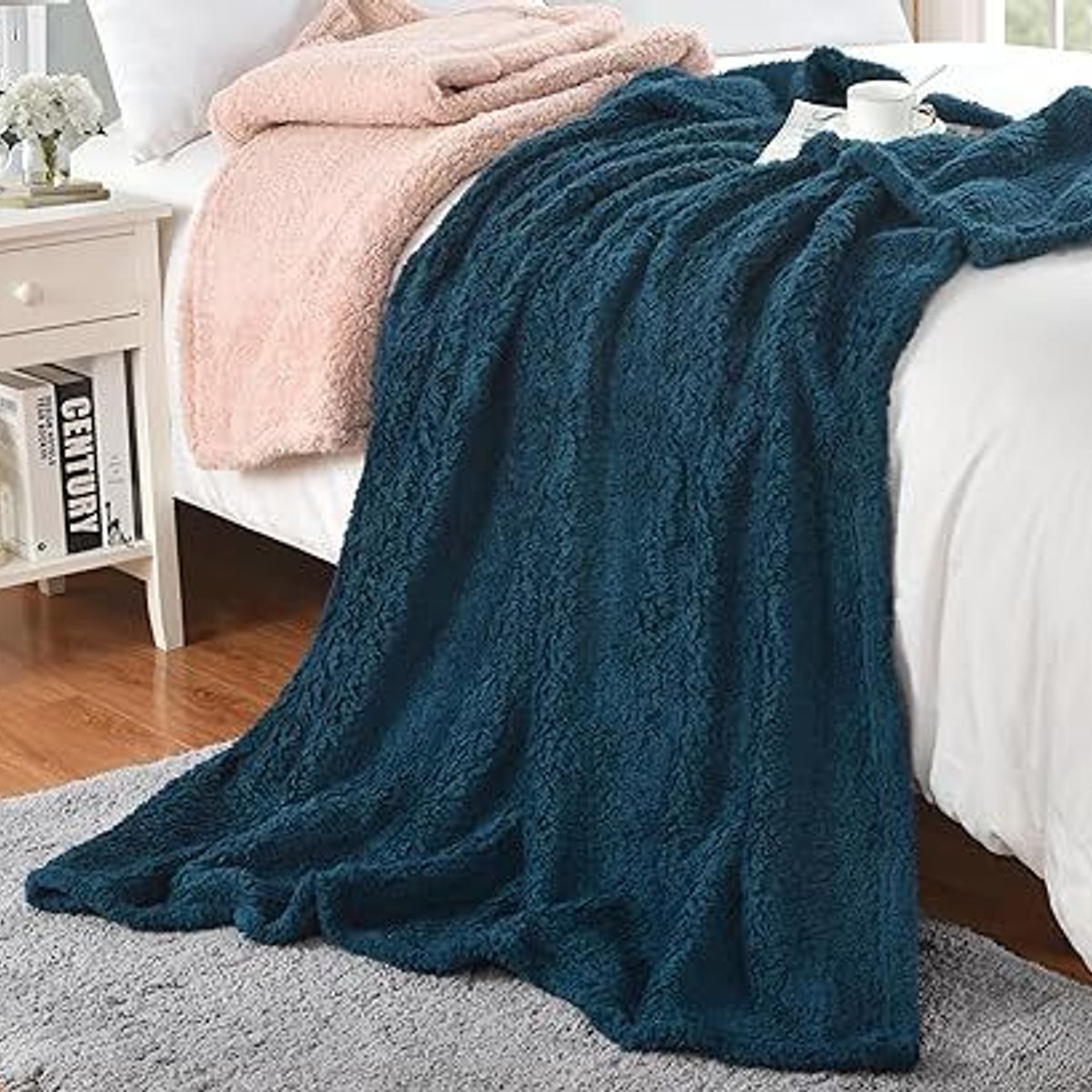 GENERICO - COLCHA 2 PLAZAS DE PELUCHE PELO CORTO ACERO