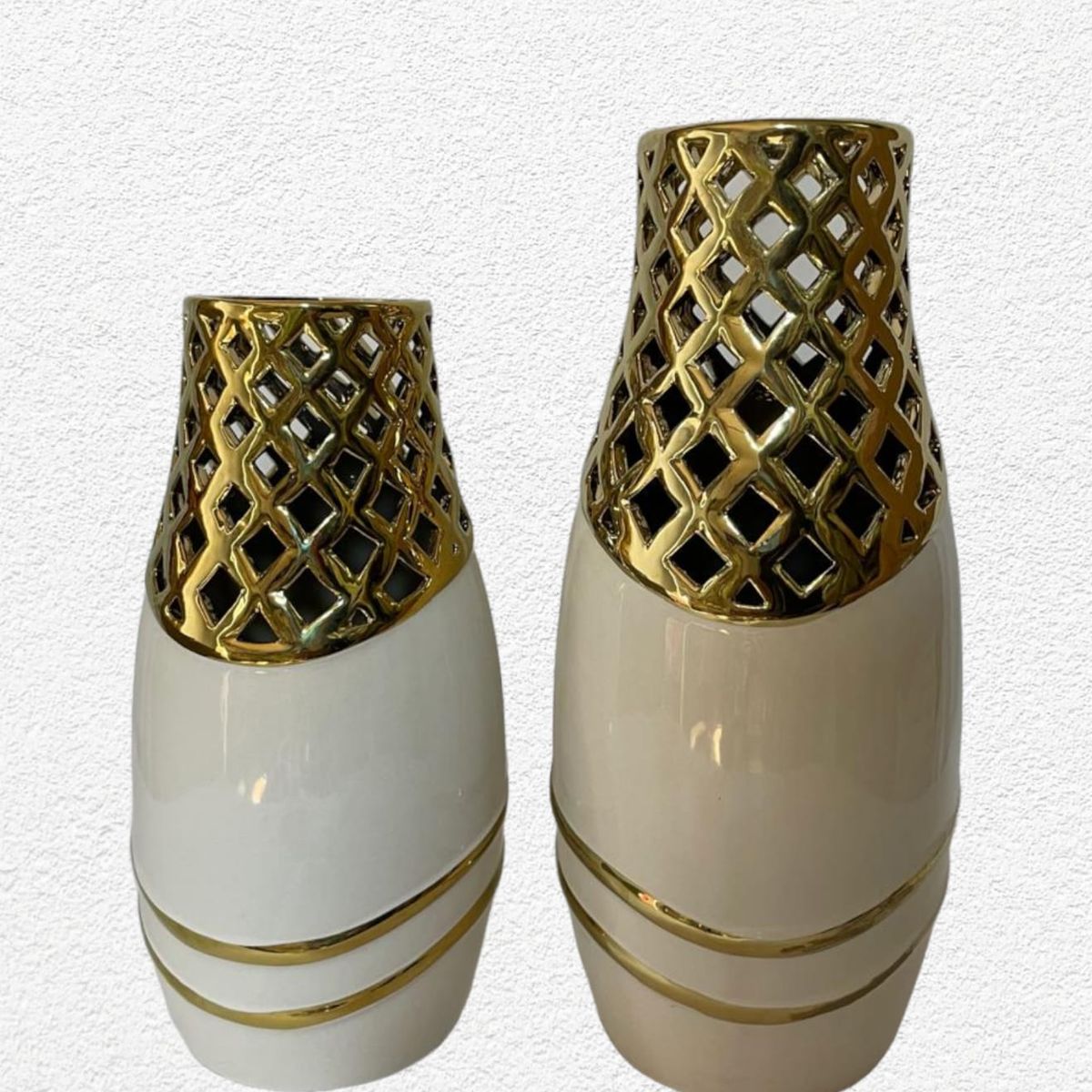 GENERICO - Florero de Cerámica Blanco con Dorado