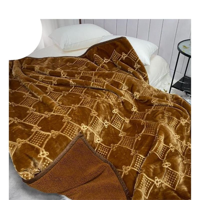 GOLDSUN - FRAZADA ATERCIOPELADA GOLDSUN RELIEVE CON CARNERO