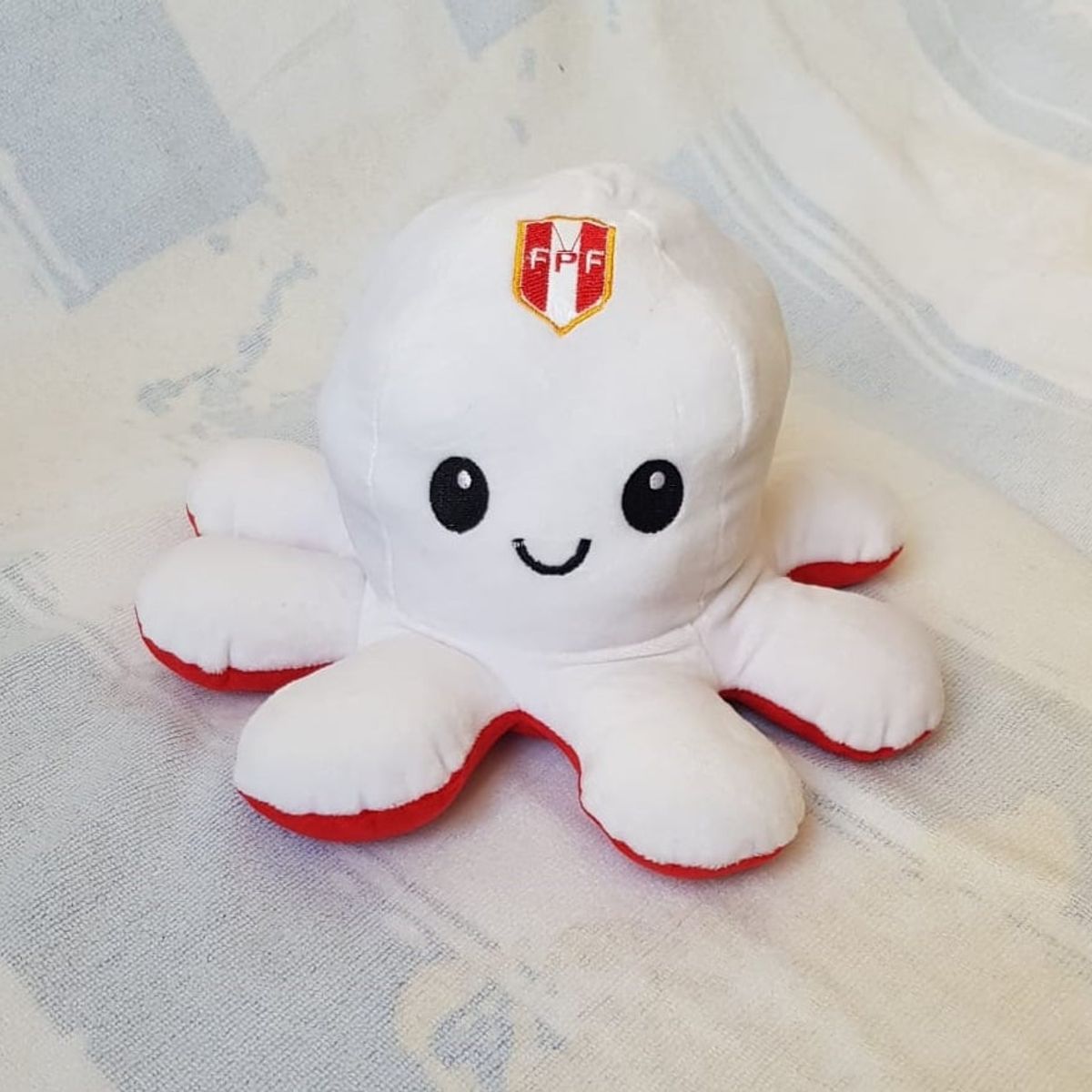 GENERICO - PULPO REVERSIBLE PERUANO