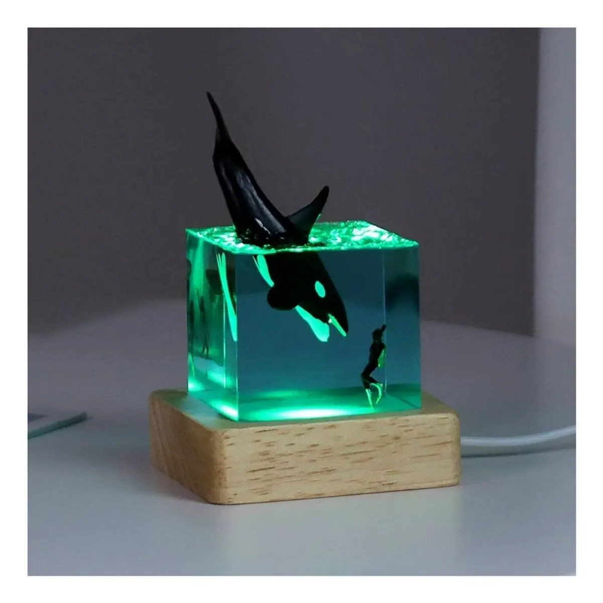 SHEEPBUSTER - Lampara de Noche Decorativa 3D Orca