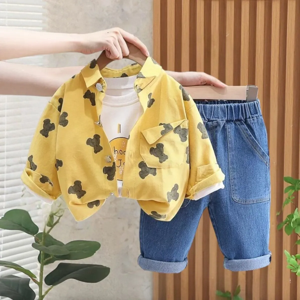 GENERICO - CONJUNTO DE NIÑO BEBE  MODELO OSITO -  DE 3 PIEZAS