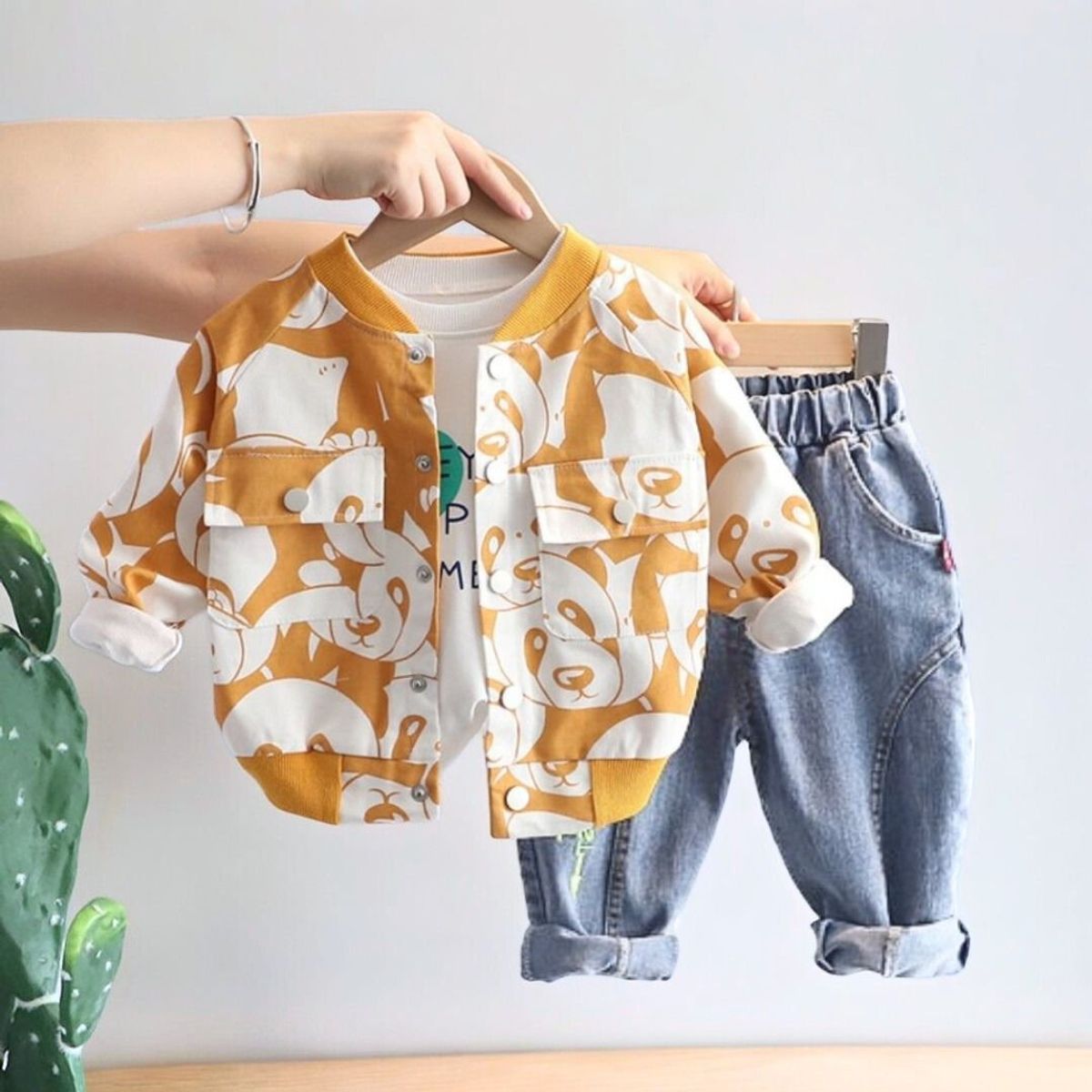 GENERICO - ROPA DE NIÑO BEBÉ MODELO PANDA -  ( SET DE 3 PIEZAS )