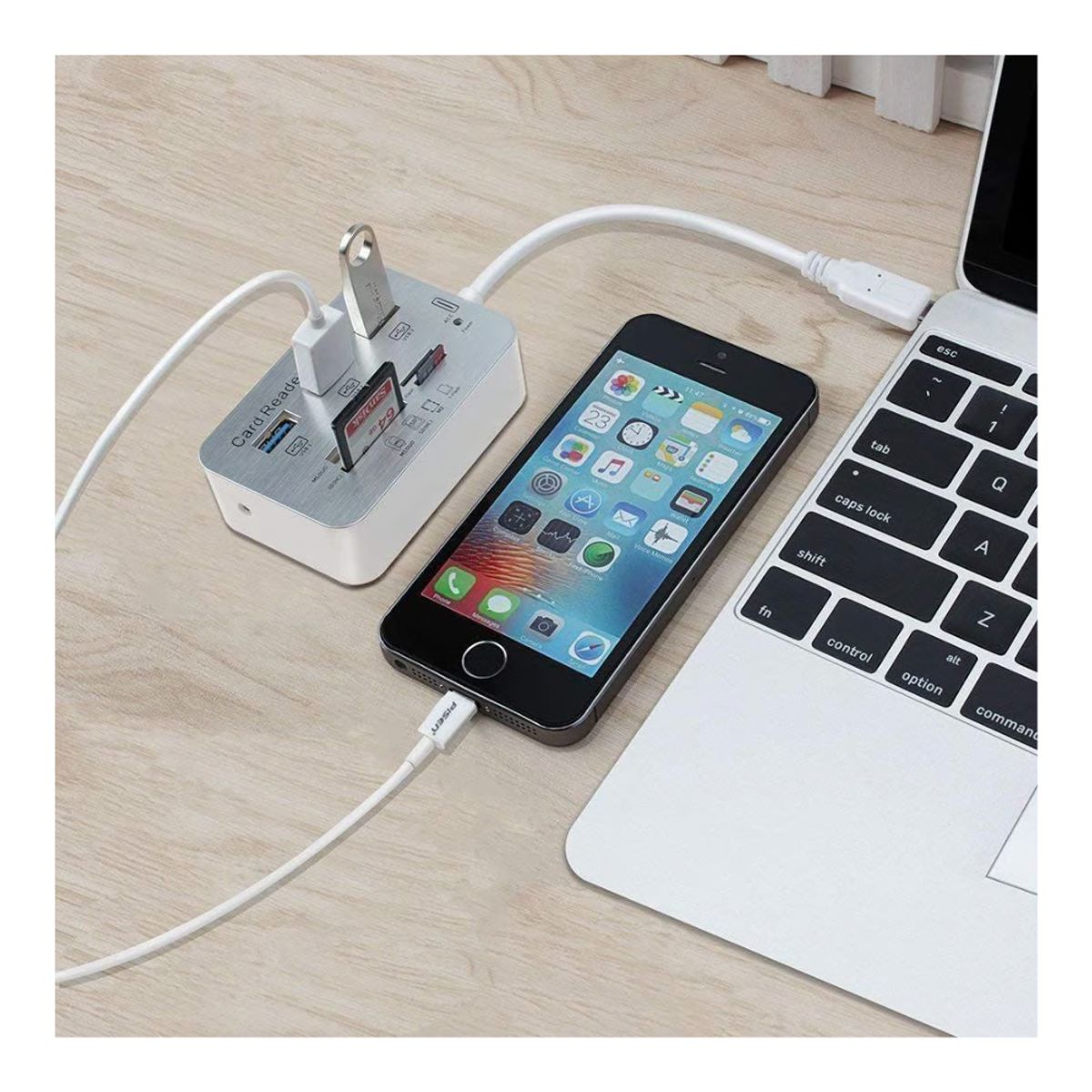 GENERICO - HUB USB 3 Puertos + Lector de Tarjeta SD 3.0 Combo 7en1 Salida Tipo C