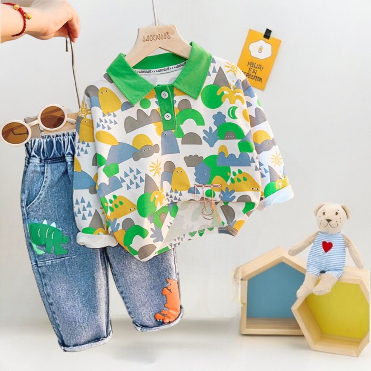 GENERICO - ROPA PARA NIÑO DINOSAURIO-  2 PIEZAS