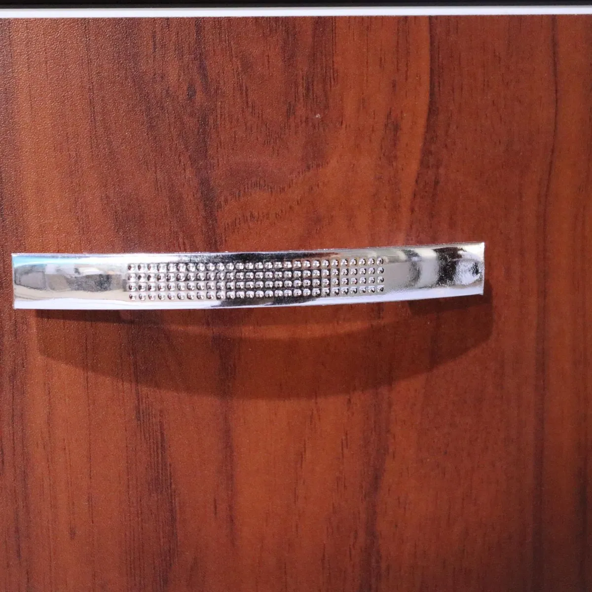 MUEBLES MACRUMO - Cómoda 8 Cajones Cedro - Armado