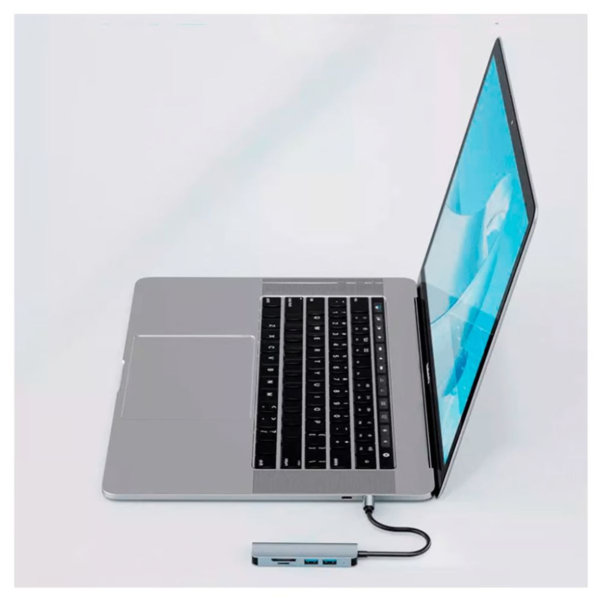 GENERICO - Adaptador USB 5 en 1 a Micro SD / TF y 3 Puertos USB