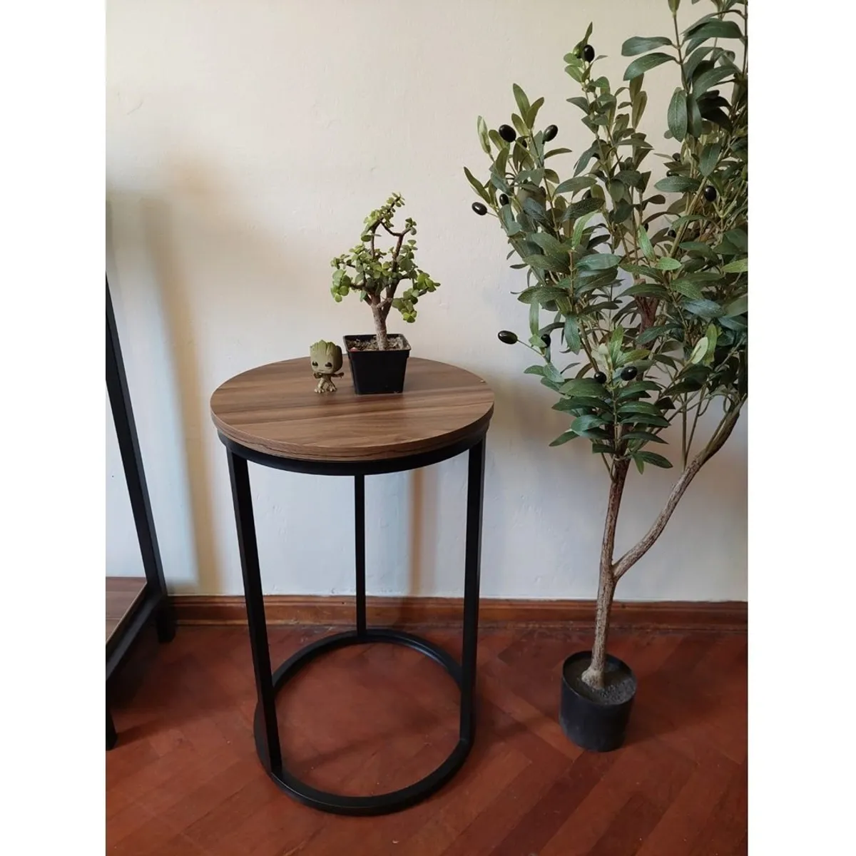 GENERICO - Mesa auxiliar industrial color nogal 40 cm x 60 altura