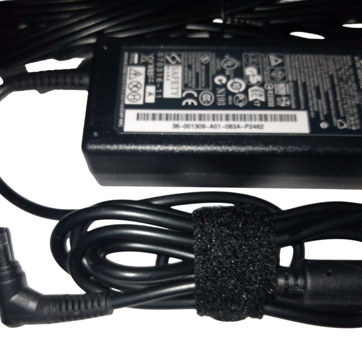 GENERICO - Cargador Para Laptop Compatible Con Lenovo 20v 3-25A Punta Fina