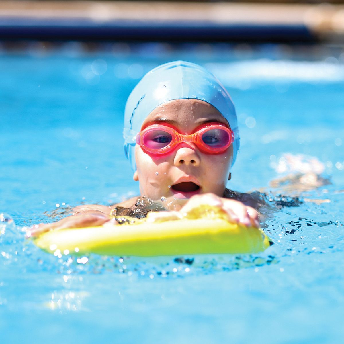 FINIS - Tabla de Natacion Finis Kickboard Foam Junior