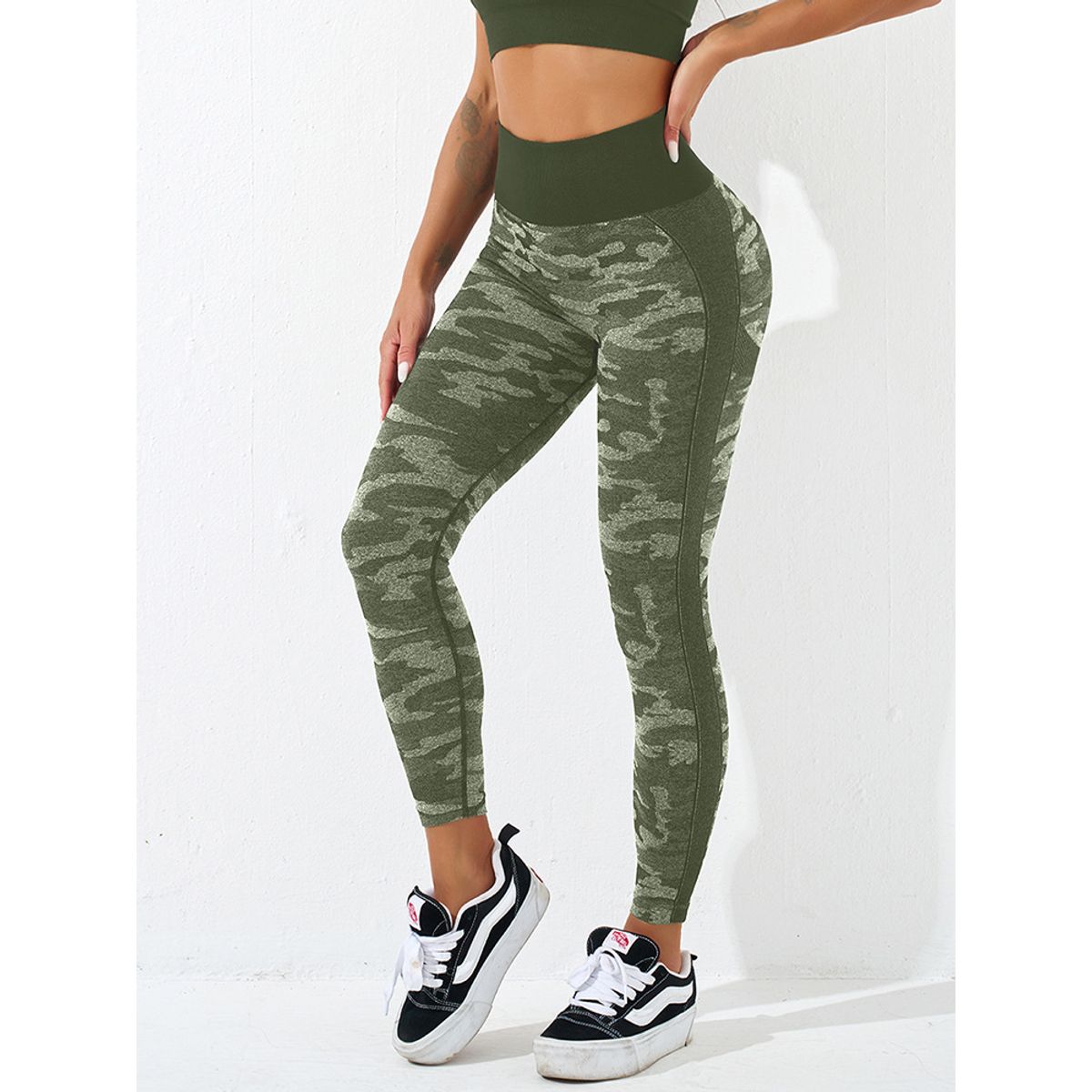 GENERICO - LEGGIN GYM PUSH UP CAMUFLADO