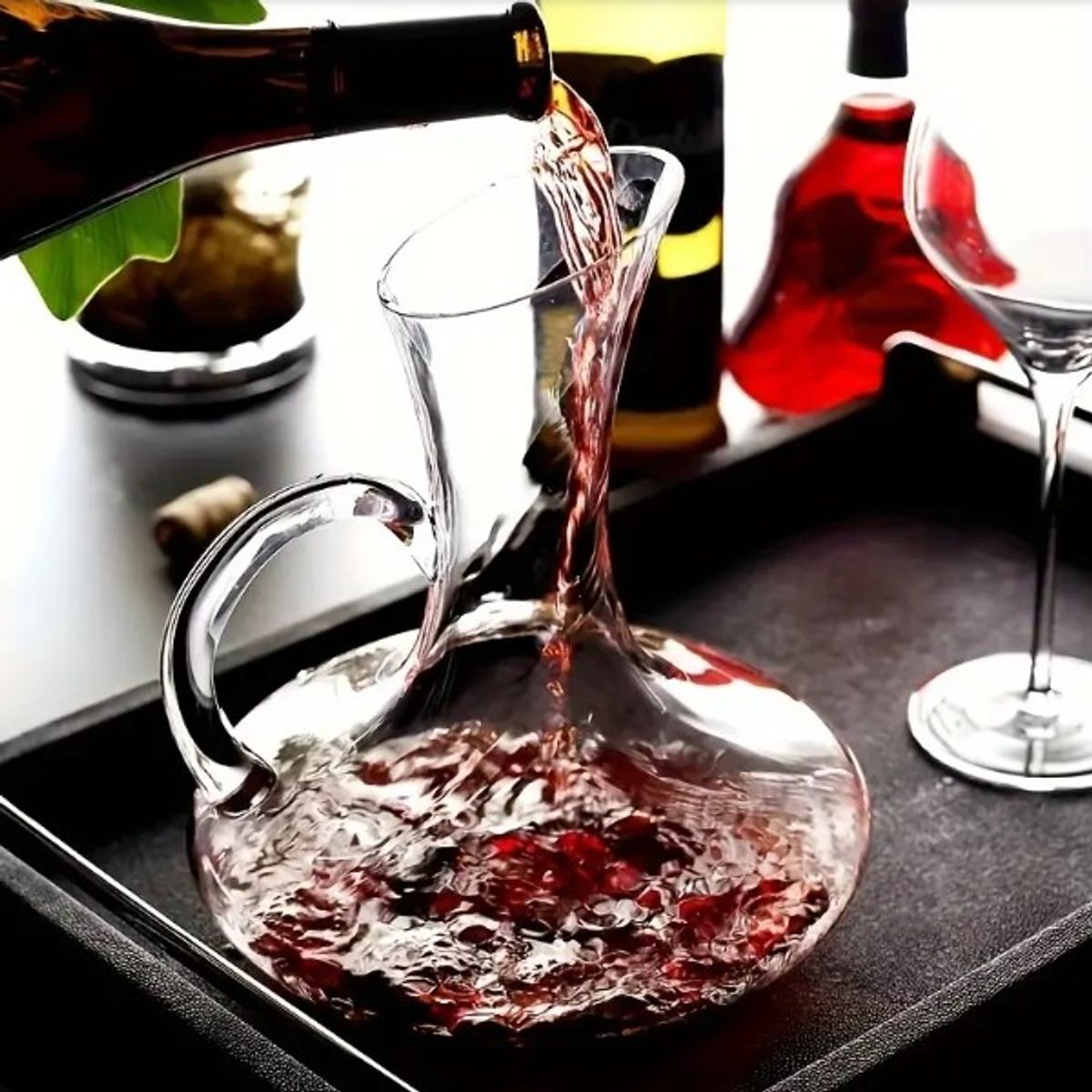 GENERICO - Decantador de Vino Con Asa cuello de cisne