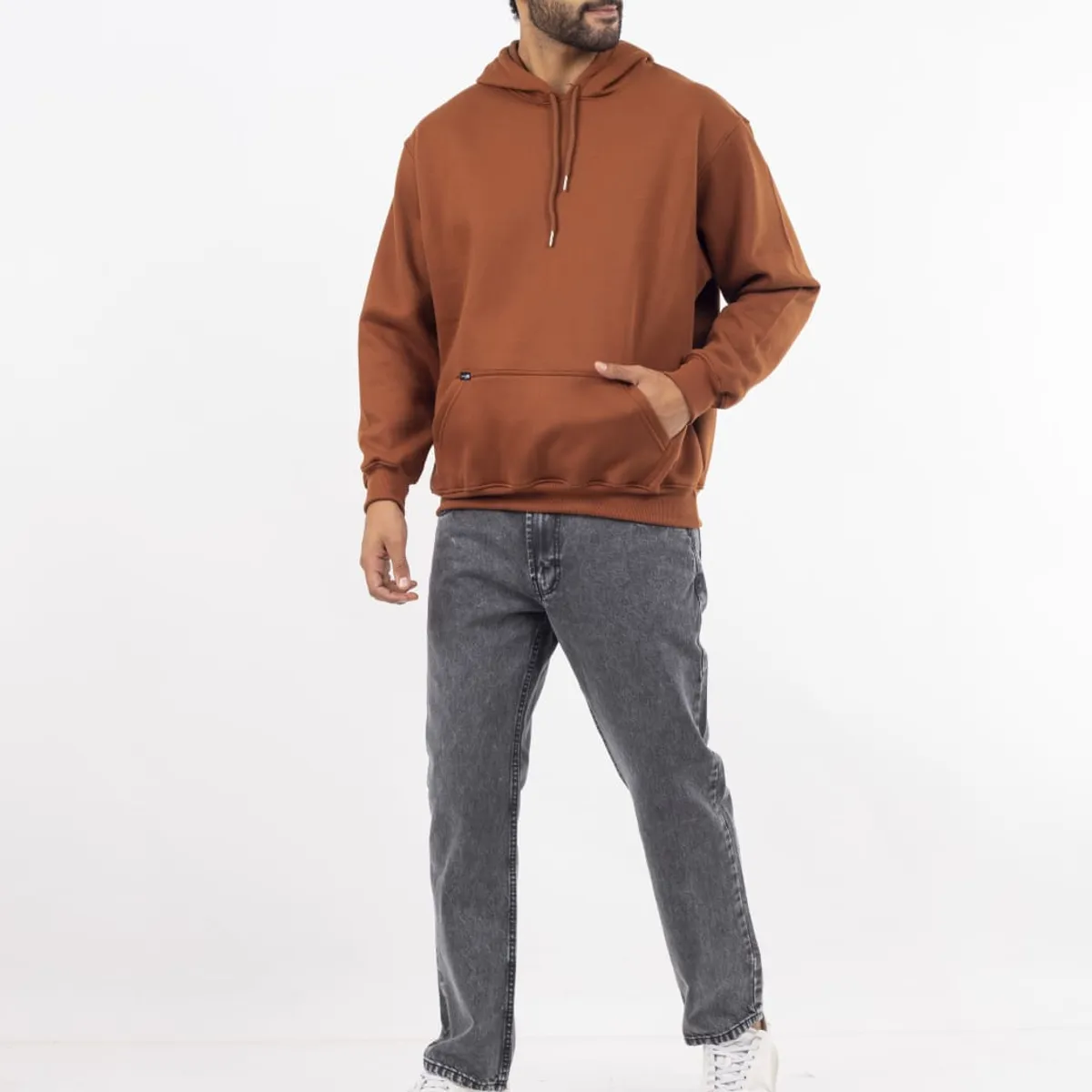 GENERICO - POLERA OVERSIZE URBANA CON CAPUCHA