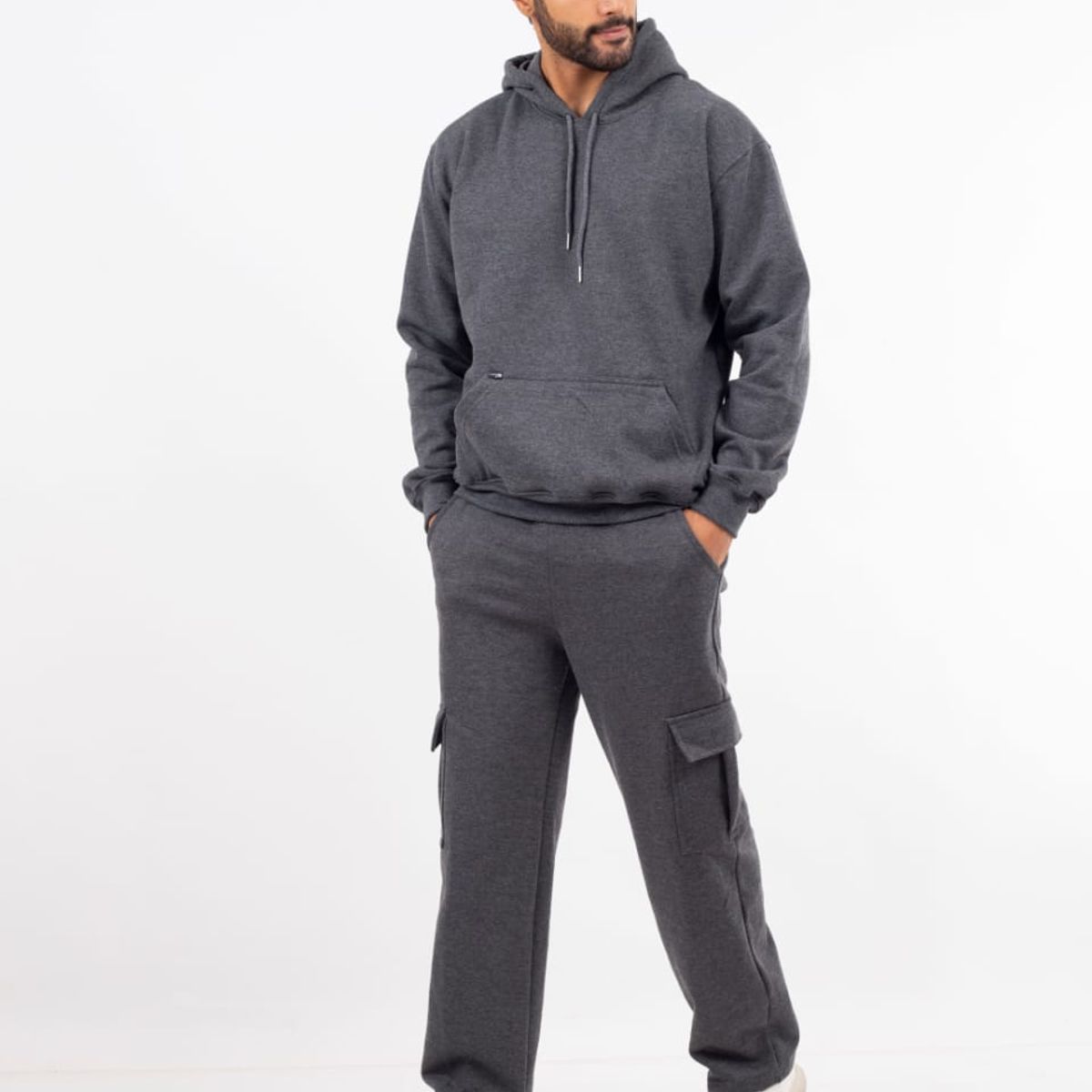 GENERICO - POLERA OVERSIZE URBANA CON CAPUCHA