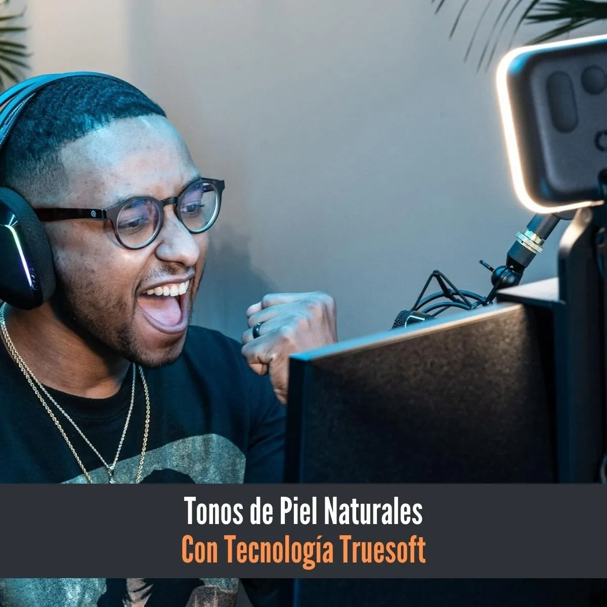 LOGITECH - Logitech - Luz Premium Litra Glow para Streaming con TrueSoft