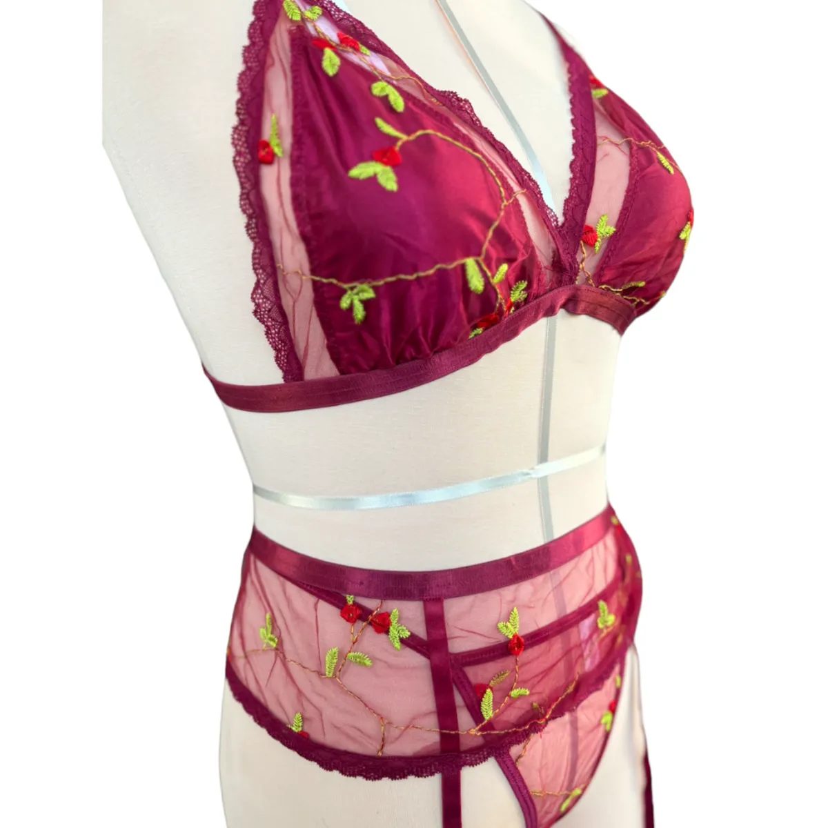 GENERICO - CONJUNTO DE LENCERIA, ROPA INTIMA 4 PIEZAS