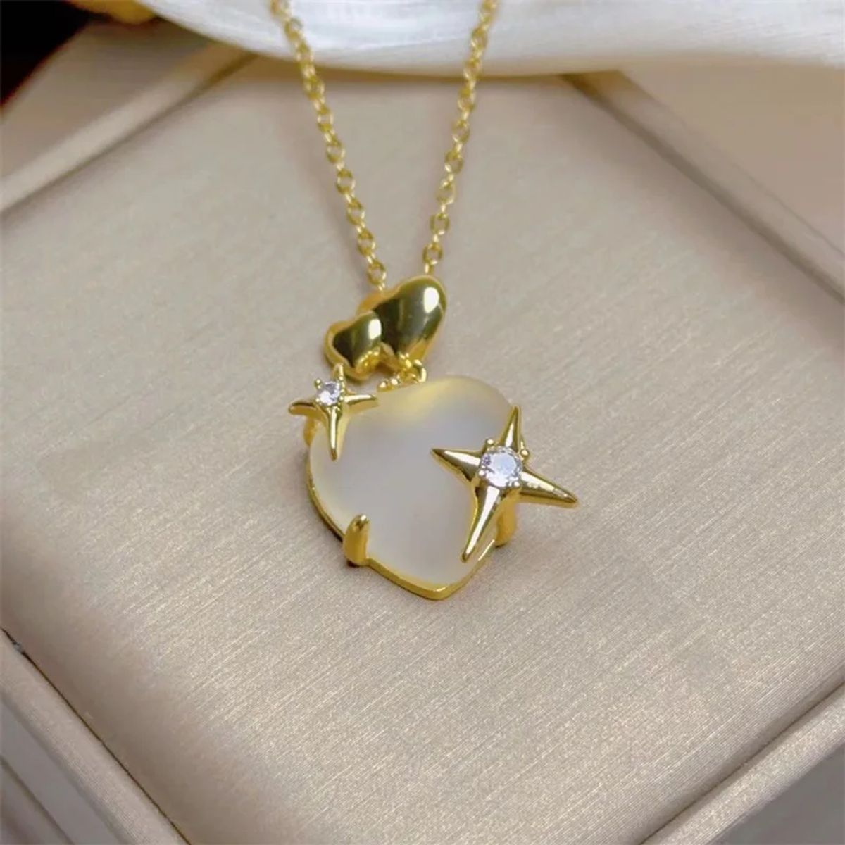 GENERICO - Collar corazón rosa bebe