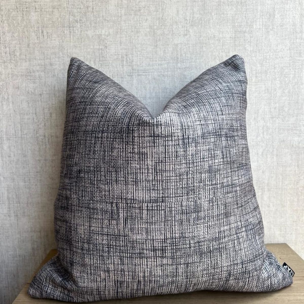 MAP DESIGN HOME - Funda de Cojin Black and Beige Tissue 45x45 cm