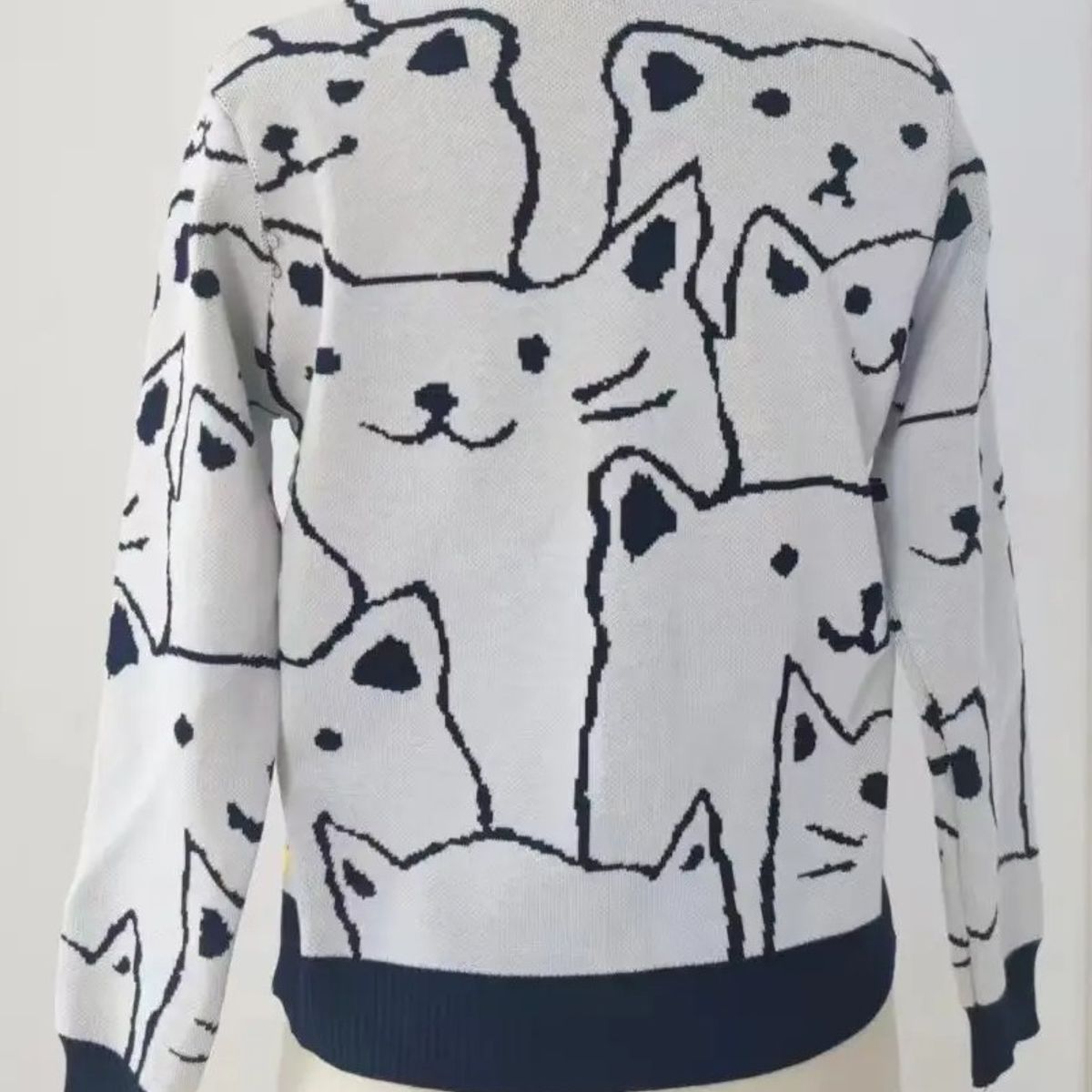 GENERICO - Cárdigan Gatos Animados