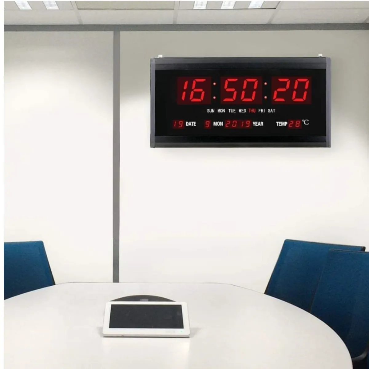 GENERICO - RELOJ DIGITAL DE PARED  ALARMA CALENDARIO Y  TEMPERATURA