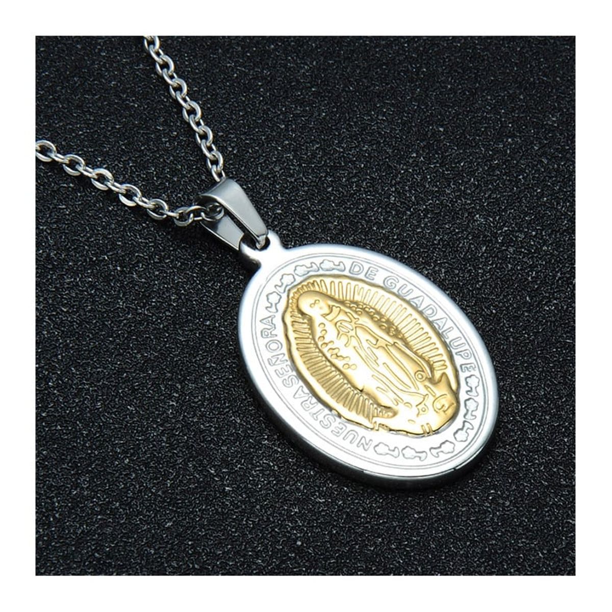 GENERICO - Collar medalla católica de la virgen de guadalupe de acero inoxidable