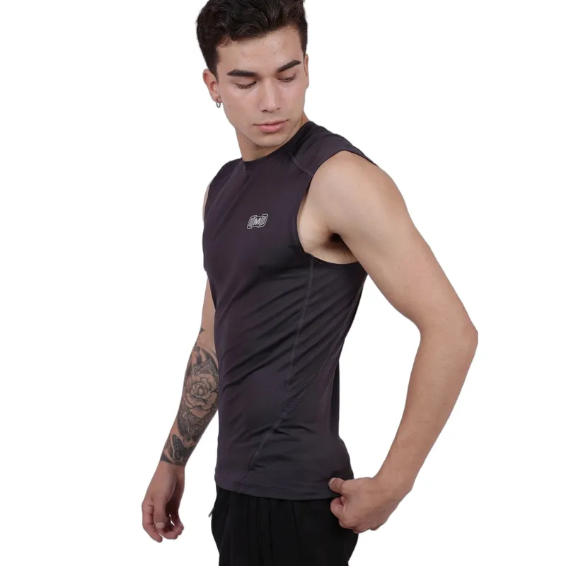 M MUSCLE MUSEUM - Polo Deportivo de Compresión Manga Cero Color Plomo para Hombres