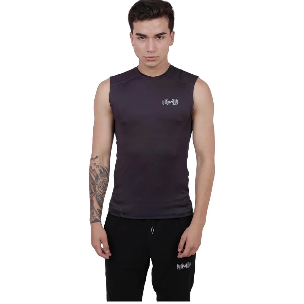 M MUSCLE MUSEUM - Polo Deportivo de Compresión Manga Cero Color Plomo para Hombres