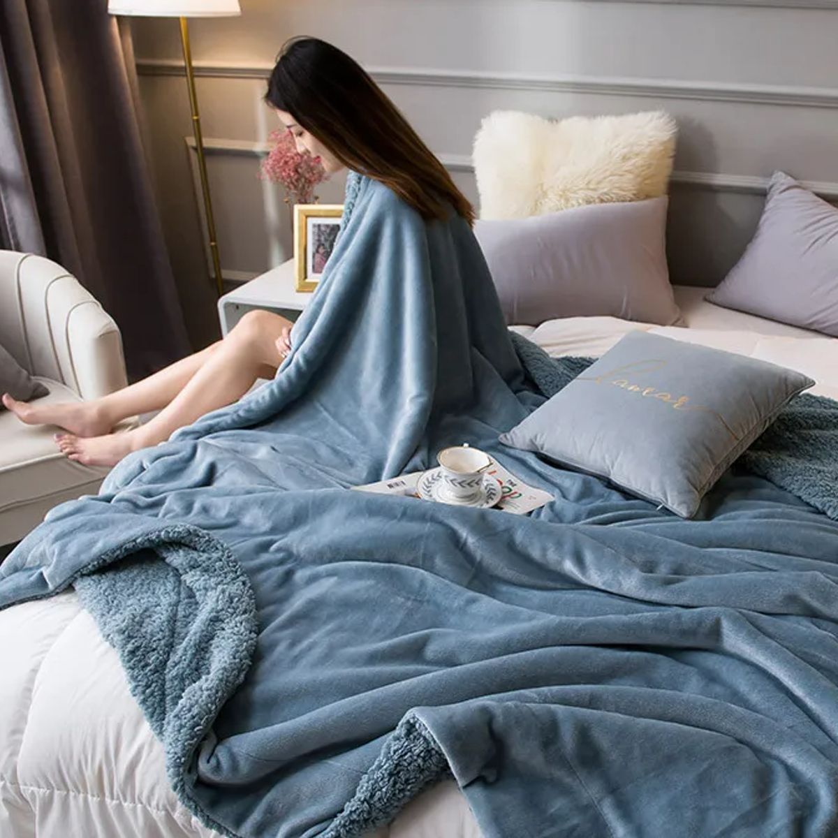 GENERICO - COLCHA DE PIEL DE ANGEL CON CARNERO