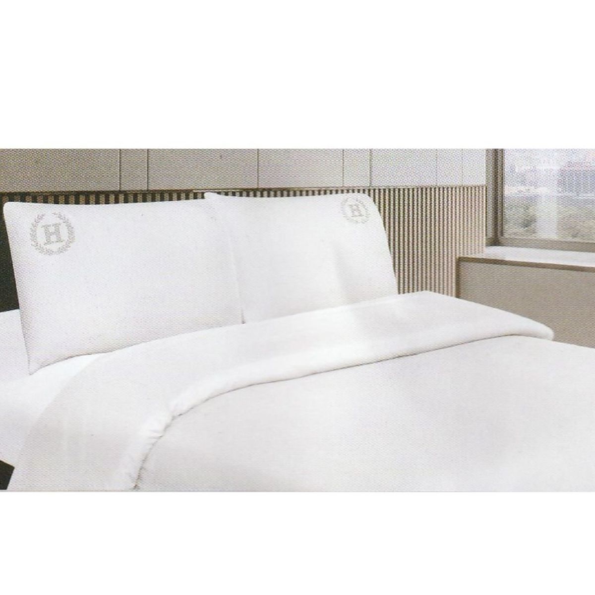 GOLDSUN - JUEGO DE SÁBANAS GOLDSUN COLOR ENTERO DE 2 PLAZAS